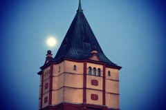 Wasserturm im Mondschein