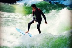 Eisbach Surfer - Isar in München